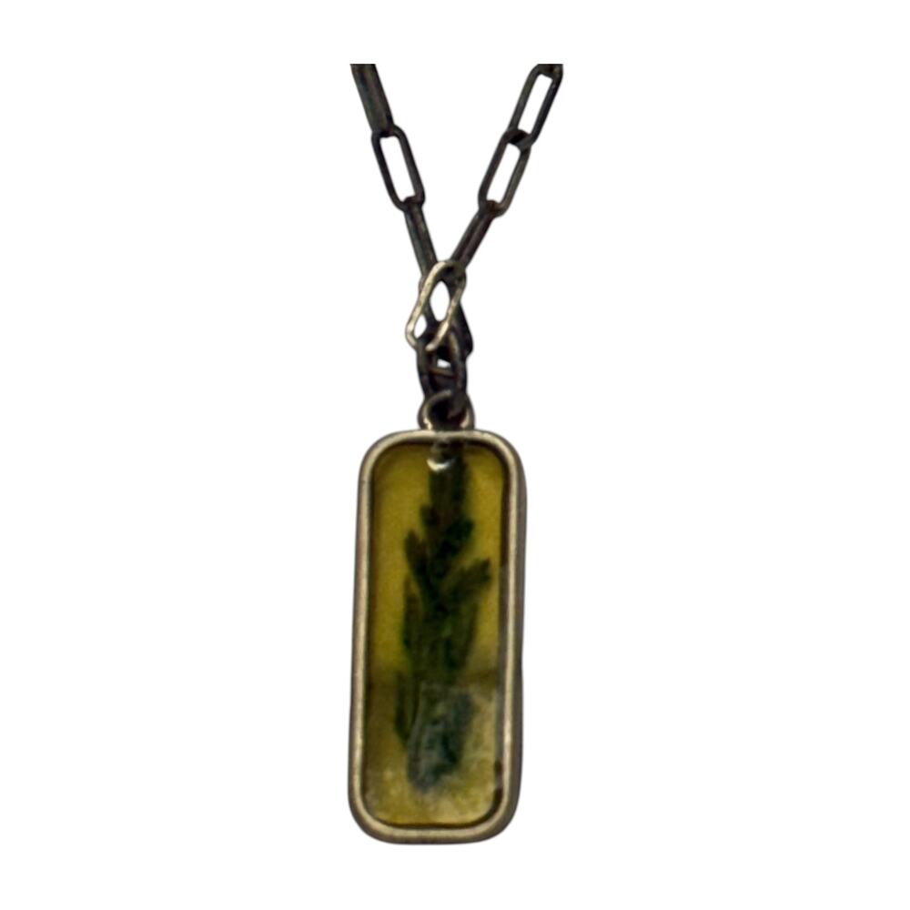 Oxidized Silver Tone Botanical Resin Pendant Paperclip Chain Necklace - Picture 4 of 6